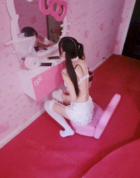 亚洲精品久久久日韩美女图片